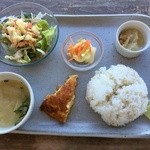 マドカフェ - ご飯と総菜