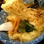 肉厚わんたん麺と手作り焼売 ら麺亭 - 