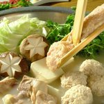 ふくのかみ - 料理写真:厳選水炊き 厳選地鶏使用のつくねや野菜を入れて…自家製ポン酢・柚子胡椒で食べる自慢の水炊!