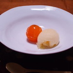 御料理 はやし - 金柑の甘露煮と柚子シャーベット