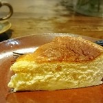 池田屋 - チーズケーキ(スフレ)
