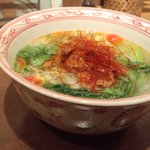 アジアン麺茶 - 甘辛牛肉と香り野菜のフォー（フォー・ボー）