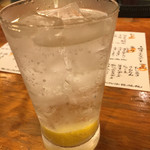 酒房 とまり木 - 酎ハイレモン 380円
