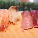 47452795 - 甘海老・ミル貝・トロ・赤身