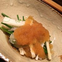 神楽坂 石かわ - 先付：河豚の香菜和え