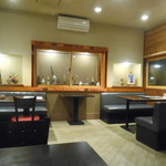 ステーキ・洋食のTANTO屋 - ディナータイム　開店すぐの店内　2016.2