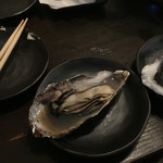 福島酒店 酒蔵鍋 - 坂越産の蒸し牡蠣。甘かった。