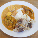 ヴェヌス サウス インディアン ダイニング - ランチビュッフェ(1000円) この日はマトンビリヤニ、オクラカレー、エッグカレー、野菜と豆のカレー