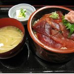 Isami Sushi - マグロ丼（1人前）