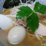 中華そば よしかわ - 鯛煮干しそば。