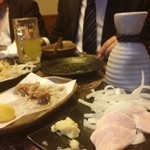 浮乃中 二代目 - 手前が馬のタテガミです
厚くスライスしてるので嚙み切るのに一苦労しました