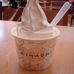 キハチ ソフトクリーム - キハチミルク