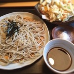 そば哲 - ざるそばと野菜かき揚げ♪
            そばの味が逸品ですか（≧∇≦）