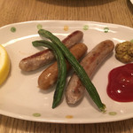 Grill n cafe mollies - ソーセージのソテー680円