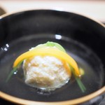 虎白 - お椀　松葉蟹真丈