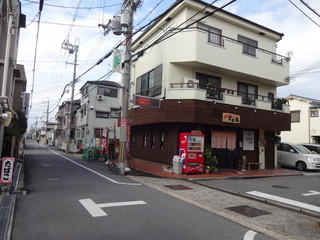 Tokushima Ramen Hiroya - 少し引いて見ると・・・完全に住宅街の中