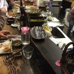 立ち呑み処　たなか屋 - カウンタです。