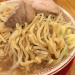 福間ラーメンろくでなし - 背脂極太麺700円 ※期間限定