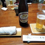 真魚家 - 中瓶ビール600円