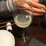 炭火焼き＆ワイン Vintun - 樽発酵の白ワイン