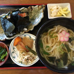 むすび屋 - うどん定食