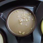 GODIVA Chocolatier - GODIVA