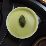 GODIVA Chocolatier - GODIVA