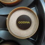 GODIVA Chocolatier - GODIVA