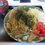 東山 - 焼きそば 650円