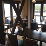 スローベリィ - 二階フロワー、一番奥に座らせていただきました。