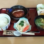 じぶうん家 - ハンバーグ定食