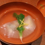 日本料理 晴山 - 蕪とあまだいのお椀