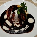 丸の内ディンドン - オムライス デミグラスソース
