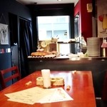 Ma-No - テーブル席（入口側）