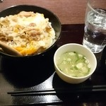 TORIKO - 親子丼大盛とスープにお新香