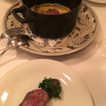 トラットリア フィレンツェ・サンタマリア - 牛肉の鉄鍋