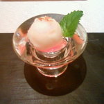 グランメゾン グラシアニ - アヴｱンデセール　お口直しのデザート