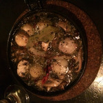 フジマルクラフト - マッシュルームとホタテのアヒージョ 800円