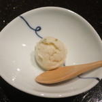 薪の音 - 青梅と酒粕のシャーベット