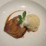 薪の音 - 焼きたてアップルパイ