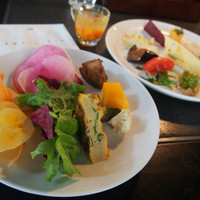 AWkitchen TOKYO 新丸ビル店 - ランチ サラダ 食べ放題