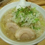 大津家 - 豚骨清湯しおらーめん 2016.2