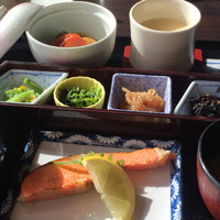横浜なだ万 - 和朝食