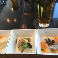 中国菜 老四川 飄香 銀座三越店 - ランチビール、前菜3種。