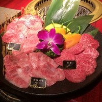 牛兵衛 草庵 池袋西口店 - 【2015年12月】コースの「焼物」肩バラ・ウワバラ・ウデなど。
