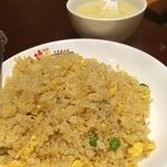 Keien - チャーハン(スープ付き) ¥480
