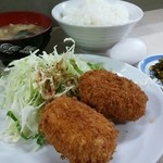 けやき食堂 - カニクリームコロッケ