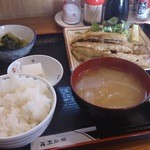めし 酒処 つか乃 - いわしの漬け揚げ定食