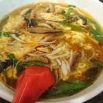 珉珉 - 酸辣湯麺