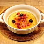 S.W.G cafe by ENLARGE - creme brulee Marcopolo
600円